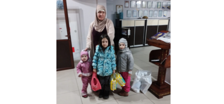 Помощь многодетной семье из Таджикистана
